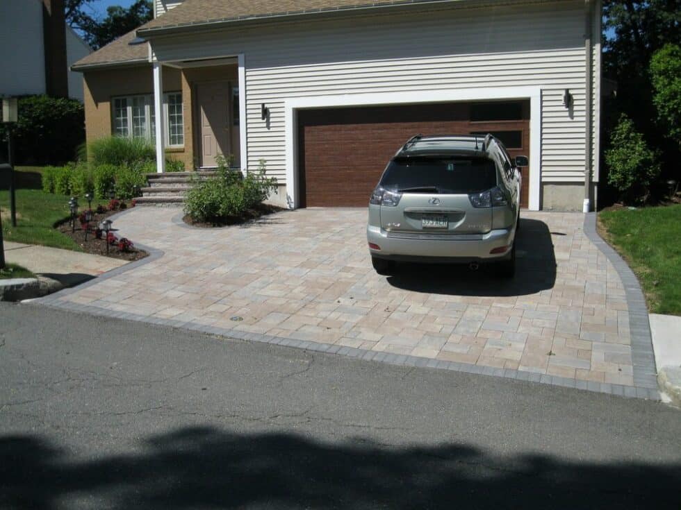 Driveway Pavers We Install Driveway Pavers near Woburn MA