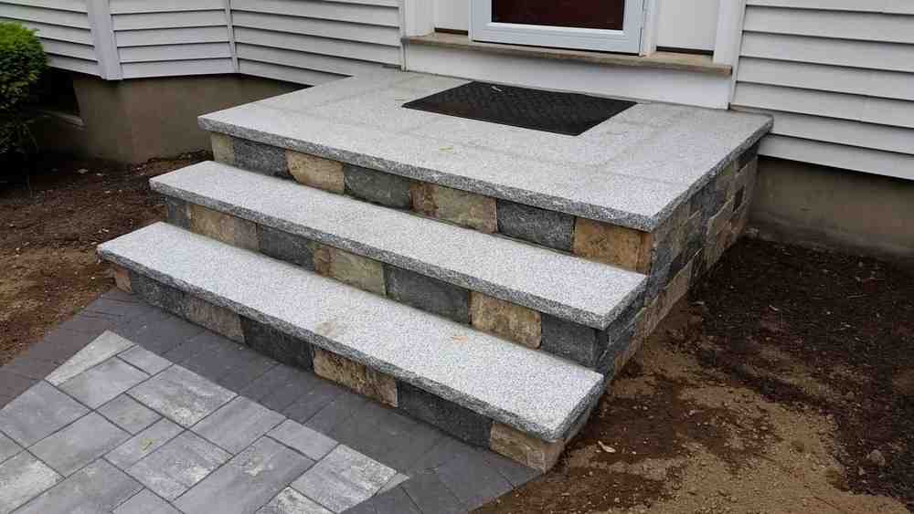 How Much Does It Cost to Build a Paver Walkway in 2024?